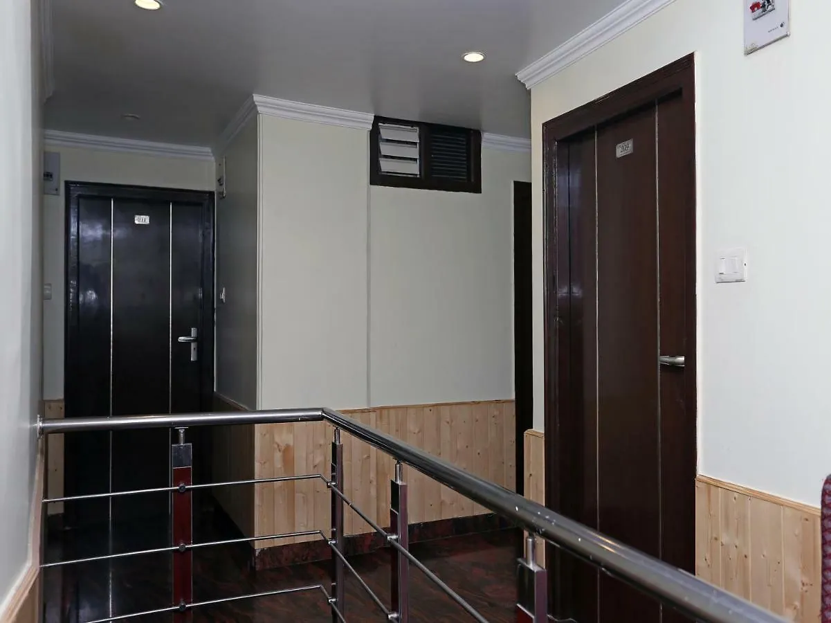 Oyo 27002 Hsr Ram Bazaar Hotel Shimla