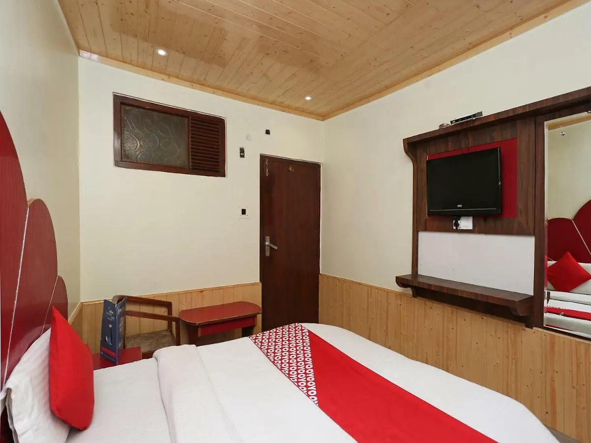 Oyo 27002 Hsr Ram Bazaar Hotel Shimla 3*,  India