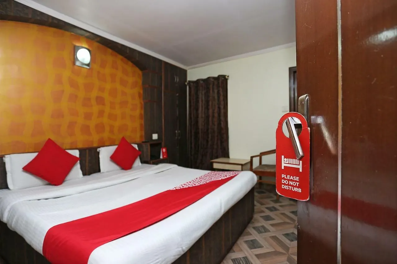 Oyo 27002 Hsr Ram Bazaar Hotel Shimla
