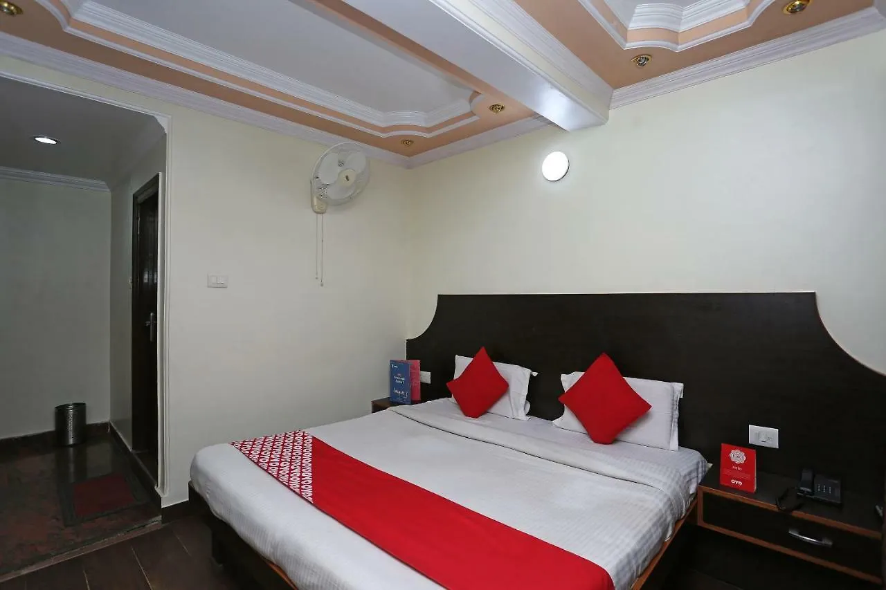 Oyo 27002 Hsr Ram Bazaar Hotel Shimla